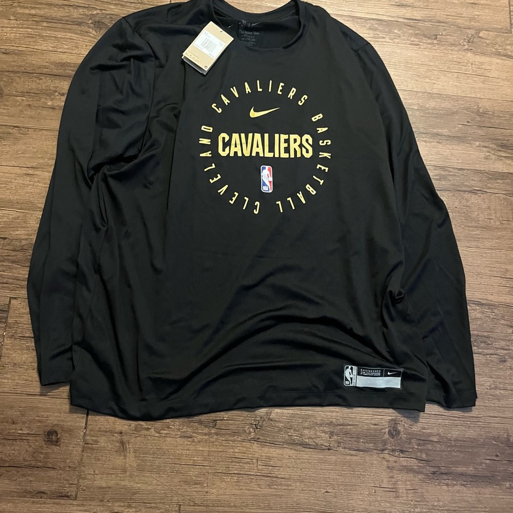 Cavs Nike shirt